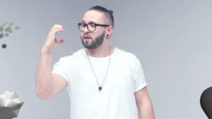 Andy Mineo Hear My Heart Mp3 Download