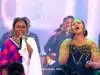 Bella Kombo ft. Evelyn Wanjiru & Neema Gospel Choir – Mungu Ni Mmoja