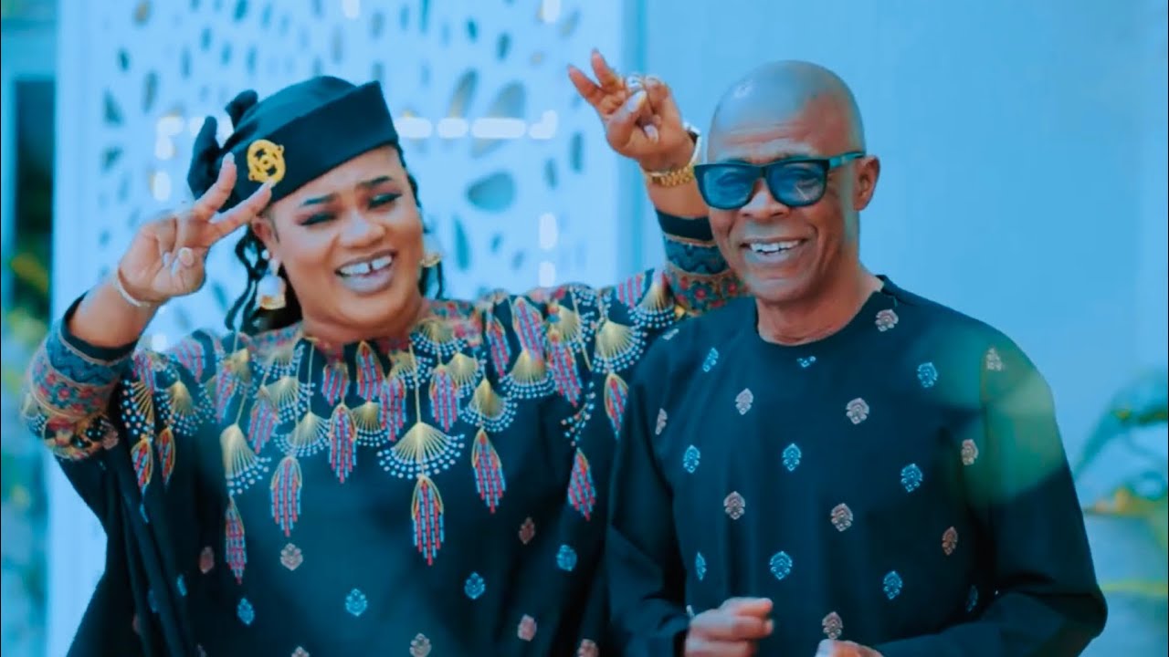 Wiase Mu Abrabo by Obaapa Christy Mp3 Download 
