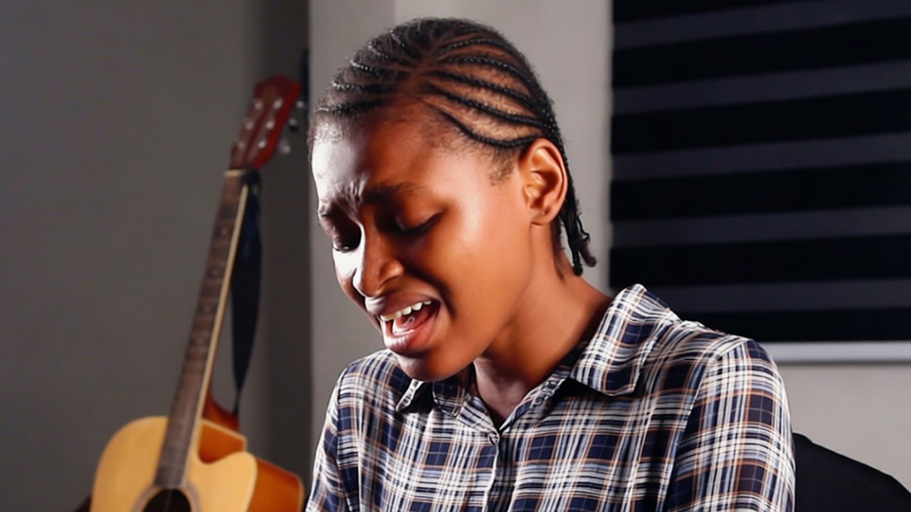Angel Oche – Mighty Name of Jesus Angel Oche – Mighty Name of Jesus